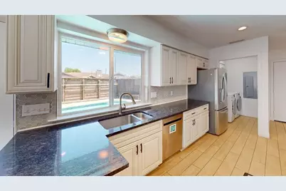 2131 Blossom Lane, Richardson, TX 75081 - Photo 8