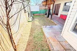 732 Valiant Cir, Garland, TX 75043 - Photo 12