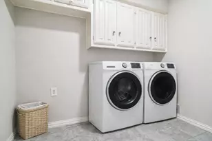 16801 Brushfield Dr, Dallas, TX 75248 - Photo 22