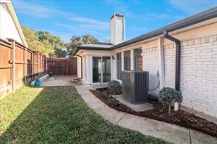 16801 Brushfield Dr, Dallas, TX 75248 - Photo 26