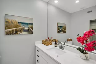 10716 Park Village Pl, Dallas, TX 75230 - Photo 12