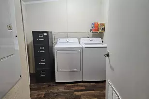 3815 Oak Meadow St, Granbury, TX 76048 - Photo 16