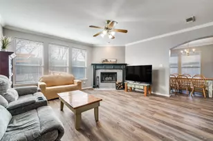 110 Harvest Bend Dr, Wylie, TX 75098 - Photo 2