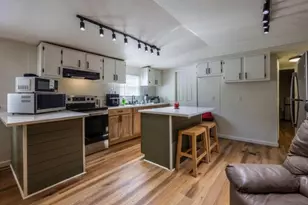 309 W Bryant St, Elm Mott, TX 76640 - Photo 4