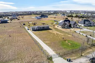 8685 T L Ranch Rd, Ponder, TX 76259 - Photo 34