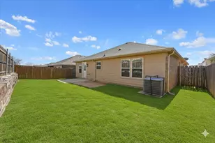 5500 Stone Meadow Ln, Fort Worth, TX 76179 - Photo 16