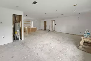 2247 W Sherman St, Paris, TX 75460 - Photo 14