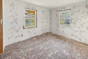 2247 W Sherman St, Paris, TX 75460 - Photo 6