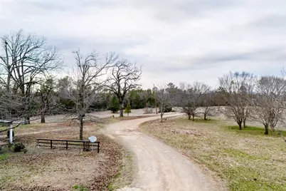 509 County Road 35985, Powderly, TX 75473 - Photo 2