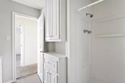 1811 Hidden Valley Road, Granbury, TX 76049 - Photo 18