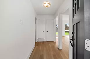 2932 Bay Oaks Dr, Dallas, TX 75229 - Photo 2