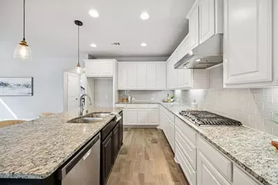 505 Proud Knight Lane, Lewisville, TX 75056 - Photo 10