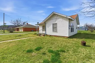 207 Pine St, Gordon, TX 76453 - Photo 30