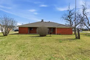 207 Pine St, Gordon, TX 76453 - Photo 22