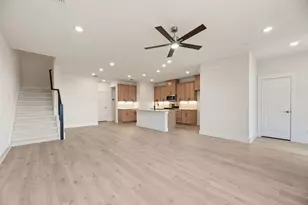 2636 Red Tailed Hawk Ln, McKinney, TX 75071 - Photo 10