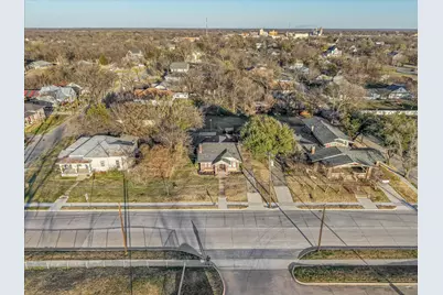 2221 Walnut Street, Greenville, TX 75401 - Photo 16