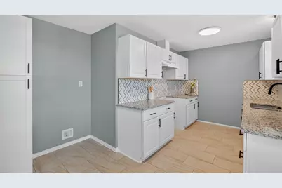 8155 Shafter Drive, Dallas, TX 75227 - Photo 10