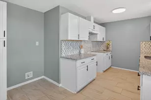 8155 Shafter Dr, Dallas, TX 75227 - Photo 10