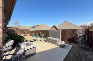 2708 Pointview Ct, Lewisville, TX 75067 - Photo 22