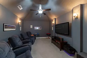 2708 Pointview Ct, Lewisville, TX 75067 - Photo 14