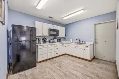 4610 E Highway 199, Springtown, TX 76082 - Photo 18