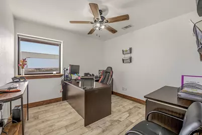 4610 E Highway 199, Springtown, TX 76082 - Photo 22