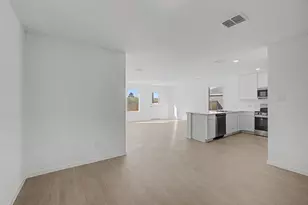 961 Prestonwood Ln, Keene, TX 76059 - Photo 20