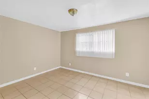 2800 W Pioneer Dr, Irving, TX 75061 - Photo 6