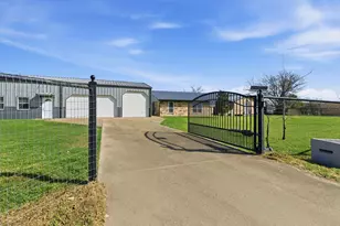 7660 Reed Rd, Azle, TX 76020 - Photo 2