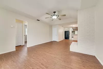 1817 Crooked Lane, Fort Worth, TX 76112 - Photo 10