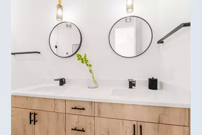 2015 N Prairie Avenue #102, Dallas, TX 75204 - Photo 34