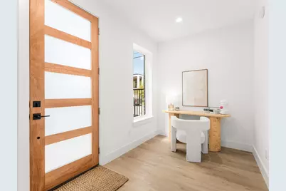 2015 N Prairie Avenue #102, Dallas, TX 75204 - Photo 4