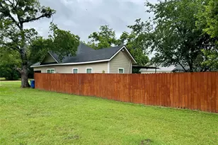 309 N Neches St, Whitney, TX 76692 - Photo 20