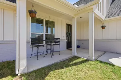 4004 Gallivant Drive, Granbury, TX 76049 - Photo 6