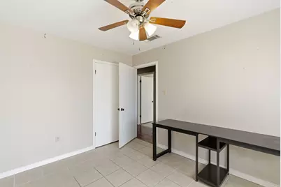 504 N Hall Street, Hamilton, TX 76531 - Photo 22