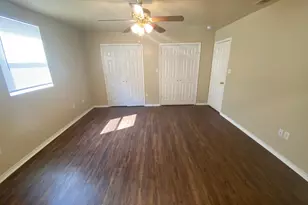 208 Bobbie Ann Ct, Granbury, TX 76049 - Photo 12