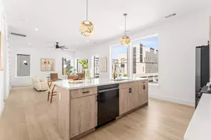 2015 N Prairie Ave, Dallas, TX 75204 - Photo 4