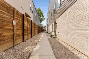 2015 N Prairie Ave, Dallas, TX 75204 - Photo 30