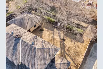 1705 Northtown Drive, Grand Prairie, TX 75050 - Photo 32