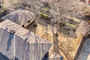 1705 Northtown Dr, Grand Prairie, TX 75050 - Photo 32