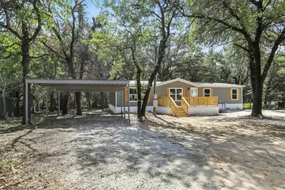 131 Kelly Court, Azle, TX 76020 - Photo 1