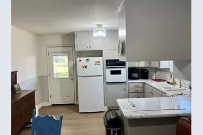 216 Woodlawn Avenue, Strawn, TX 76475 - Photo 8