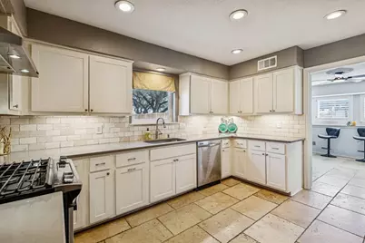 7619 Spring Valley Road, Dallas, TX 75254 - Photo 10