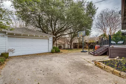 7242 Alexander Drive, Dallas, TX 75214 - Photo 22