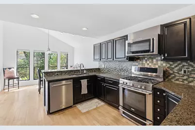 3718 Wooded Creek Drive, Farmers Branch, TX 75244 - Photo 6