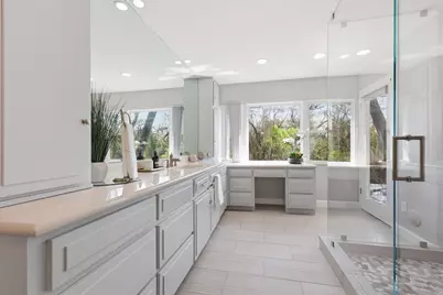 3718 Wooded Creek Drive, Farmers Branch, TX 75244 - Photo 16