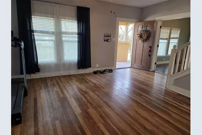 503 W 3rd Street, Cleburne, TX 76033 - Photo 2