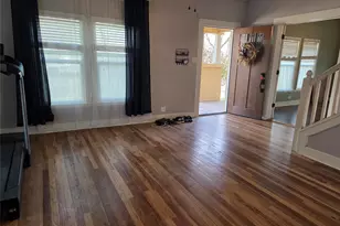 503 W 3rd St, Cleburne, TX 76033 - Photo 2