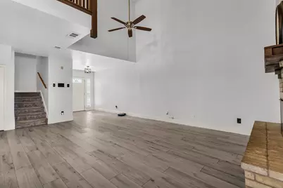709 Royal Oaks Drive, Garland, TX 75040 - Photo 4