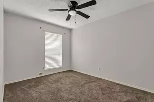 709 Royal Oaks Dr, Garland, TX 75040 - Photo 34